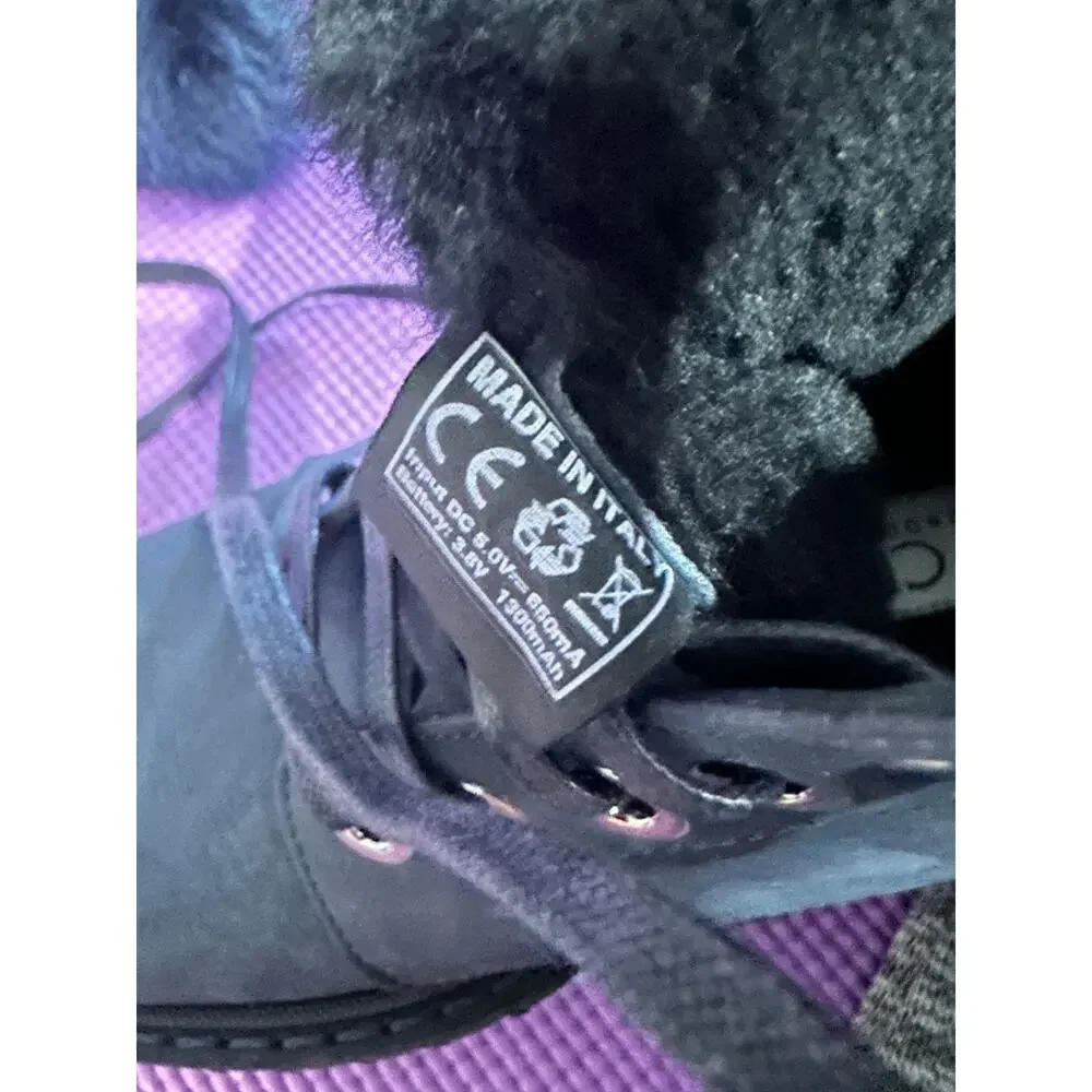 New Jimmy Choo Leather Boots Size 7 Lamb Shearling Fur Pom Pom Made in Italy